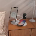 Ładowarka bezprzewodowa Tech-Protect QI15W-A41 3w1 z MagSafe do urządzeń Apple - biała