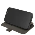Etui Guess 4G Big Metal Logo na iPhone 13 Pro / iPhone 13 - brązowe