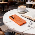 Etui Tech-Protect Magmat MagSafe na Samsung Galaxy S26 Ultra - pomarańczowo-matowe