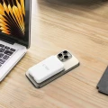 Powerbank Tech-Protect LifeMag PB31 z MagSafe 10000mAh 15W USB-C / USB-A / wbudowane kable USB-C / Lightning - biały