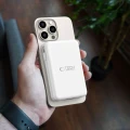 Powerbank Tech-Protect LifeMag PB31 z MagSafe 10000mAh 15W USB-C / USB-A / wbudowane kable USB-C / Lightning - biały